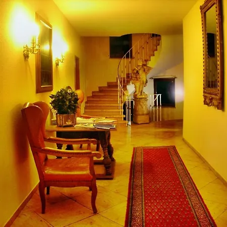 Der Platengarten מלון 3*